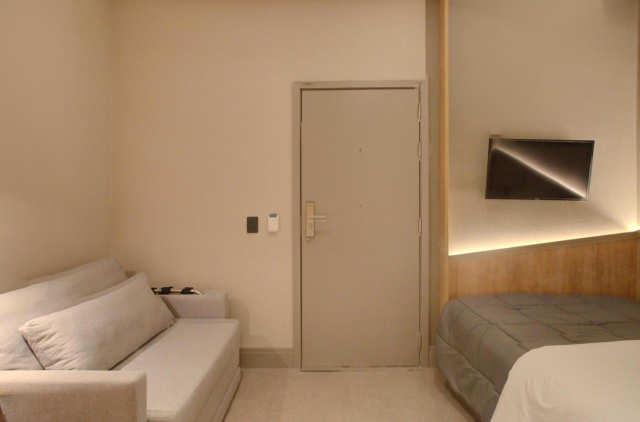 Fast Sleep Suites By Slaviero Hoteis - Hotel Dentro Do Aeroporto De Guarulhos - Terminal 2 - Desembarque Oeste Exterior foto